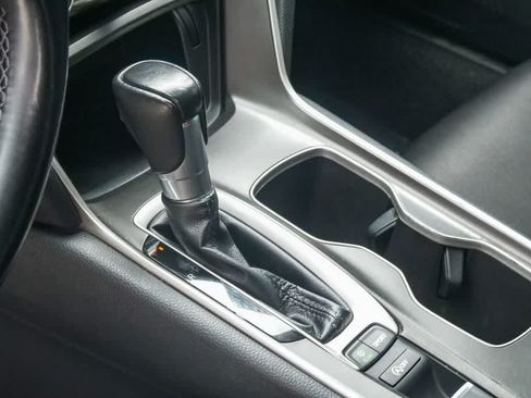 Used 2021 Honda Accord Sport image 18