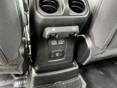 Used 2023 Jeep Wrangler Unlimited w/ Sun & Screen Package AWD/4WD image 25