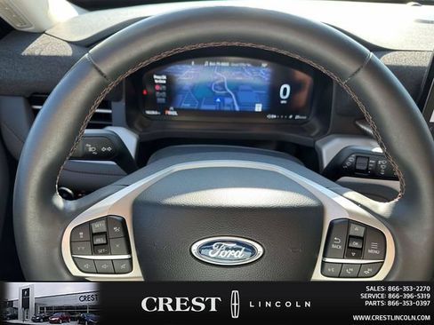 Used 2025 Ford Explorer Active w/ Active Comfort Package AWD/4WD image 15