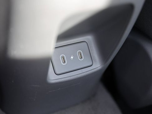 Certified 2024 Hyundai Elantra SE image 19