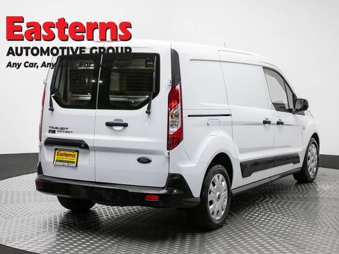 Used 2022 Ford Transit Connect XLT FWD image 5
