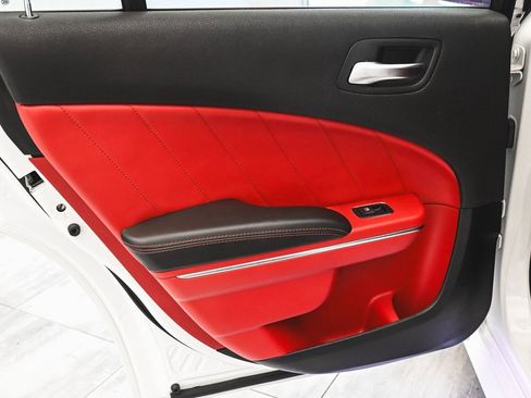 Used 2017 Dodge Charger R/T Scat Pack w/ Driver Confidence Group image 11