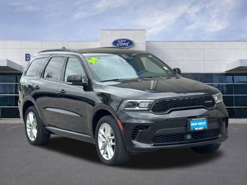 Used 2024 Dodge Durango GT AWD/4WD image 2