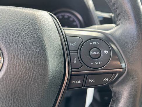 Used 2024 Toyota Camry SE image 23