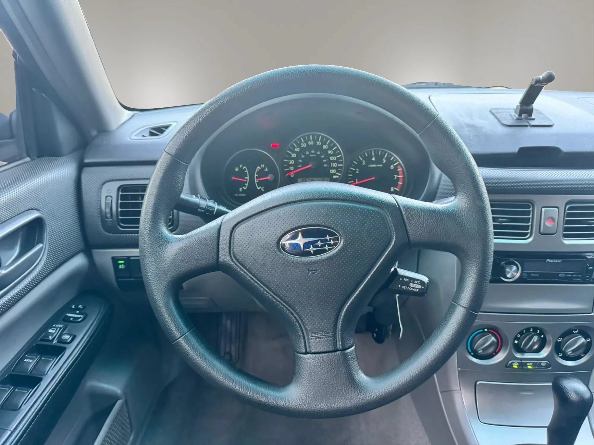 Used 2005 Subaru Forester 2.5X AWD/4WD image 9