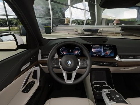 Used 2025 BMW X1 xDrive28i w/ Convenience Package image 40