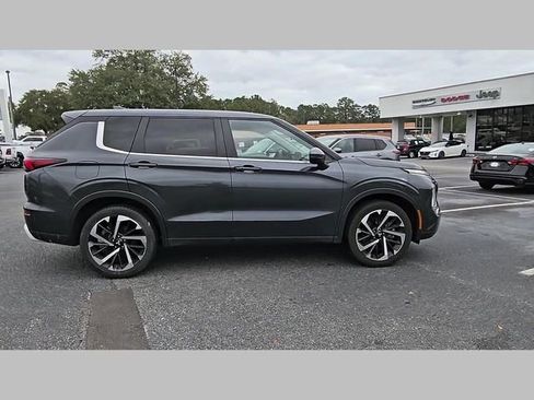 Used 2024 Mitsubishi Outlander SE image 33