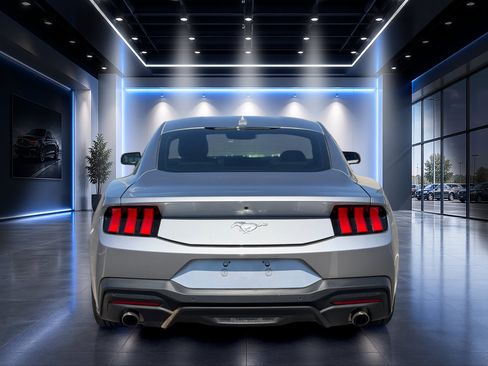 Used 2024 Ford Mustang Coupe RWD image 6