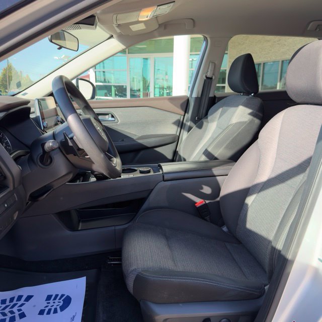 Used 2021 Nissan Rogue SV AWD/4WD image 11