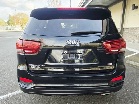 Used 2020 Kia Sorento L image 4