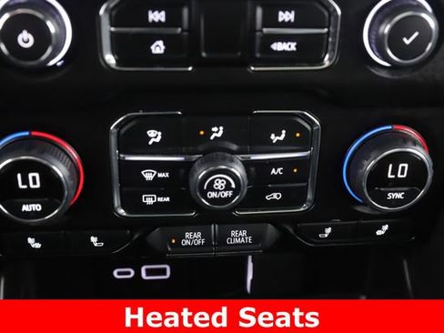 Used 2024 Chevrolet Suburban Z71 w/ Z71 Off-Road Package AWD/4WD image 4