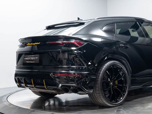 Used 2019 Lamborghini Urus AWD/4WD image 30