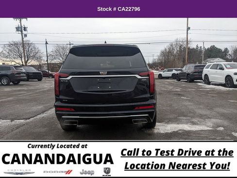 Used 2022 Cadillac XT6 Premium Luxury w/ Technology Package image 11