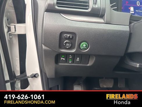 Used 2025 Honda Passport EX-L image 17