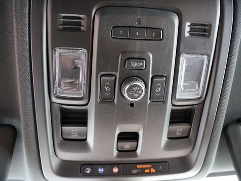 Used 2022 Chevrolet Tahoe High Country w/ Premium Package 2 image 40