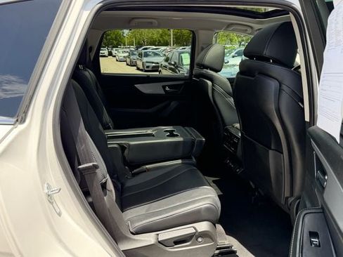 Used 2024 Acura MDX FWD w/ Technology Package image 17