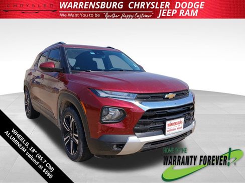 Used 2023 Chevrolet TrailBlazer LT w/ Convenience Package FWD image 1