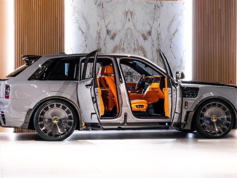 Used 2026 Rolls-Royce Cullinan image 3