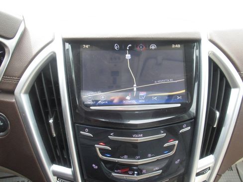 Used 2014 Cadillac SRX Luxury AWD/4WD image 22