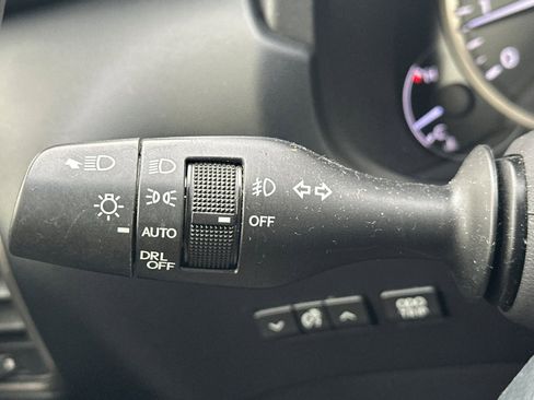 Used 2019 Lexus NX 300 FWD image 38