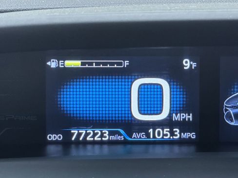 Used 2017 Toyota Prius Prime Plus image 9