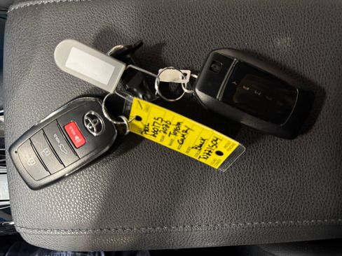 Used 2026 Toyota Camry XSE FWD image 25