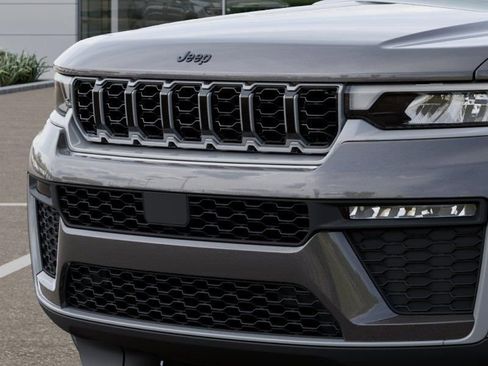 New 2026 Jeep Grand Cherokee Limited w/ Limited Altitude Package RWD image 11