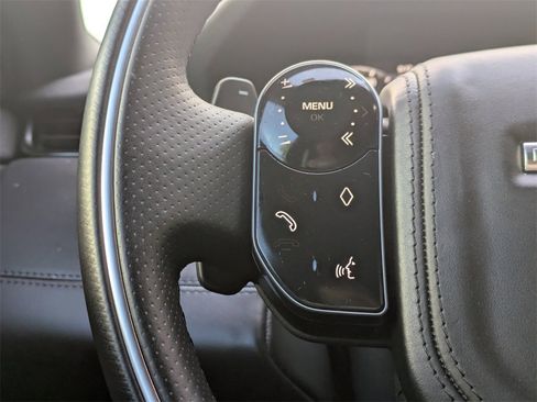 Used 2020 Land Rover Range Rover Evoque R-Dynamic HSE image 28