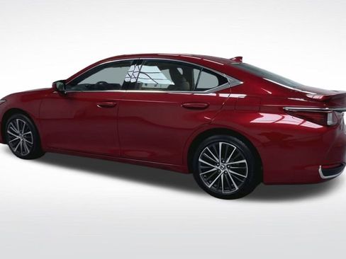 Used 2023 Lexus ES 300h w/ Premium Package image 6