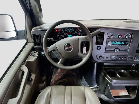 Used 2025 GMC Savana 3500 Extended w/ Driver Convenience Package RWD image 21
