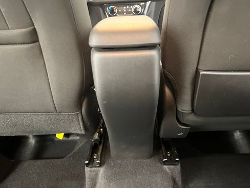 Used 2025 Chevrolet TrailBlazer LT AWD/4WD image 26