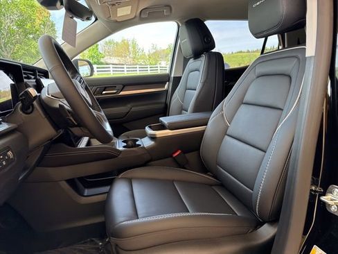 New 2026 GMC Terrain Denali AWD/4WD image 9