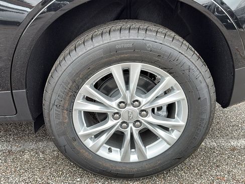 New 2025 Cadillac XT5 Luxury image 31