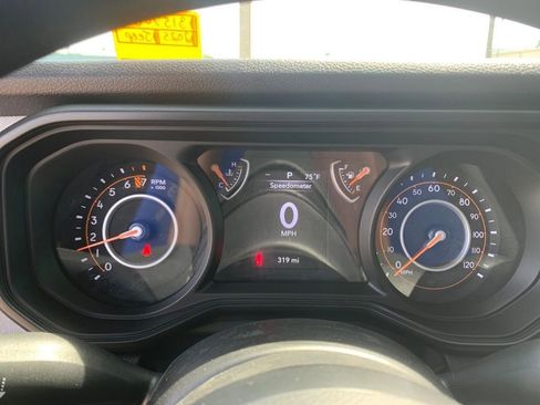 New 2025 Jeep Gladiator Sport image 17