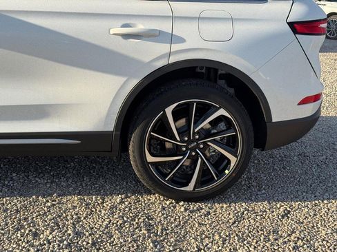 New 2026 Lincoln Corsair Reserve image 9