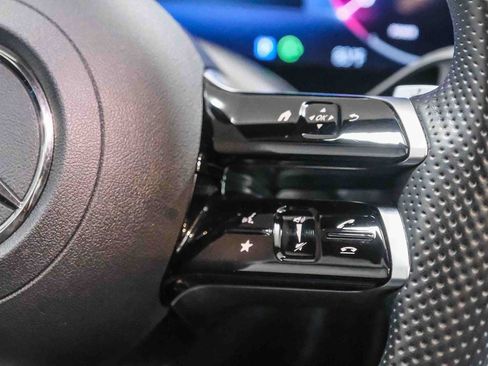 Certified 2023 Mercedes-Benz GLC 300 image 21