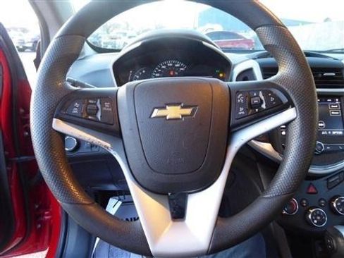 Used 2020 Chevrolet Sonic LT image 14