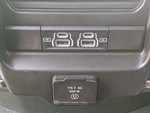 Used 2022 RAM 1500 Laramie image 13