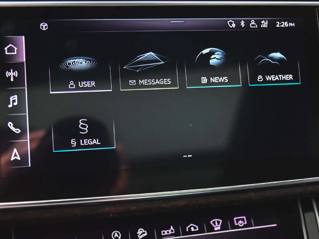Used 2020 Audi Q8 Prestige AWD/4WD image 26