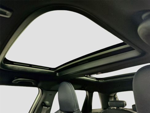 Certified 2025 MINI Cooper S FWD image 16