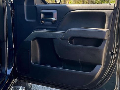 Used 2018 Chevrolet Silverado 1500 LT image 21