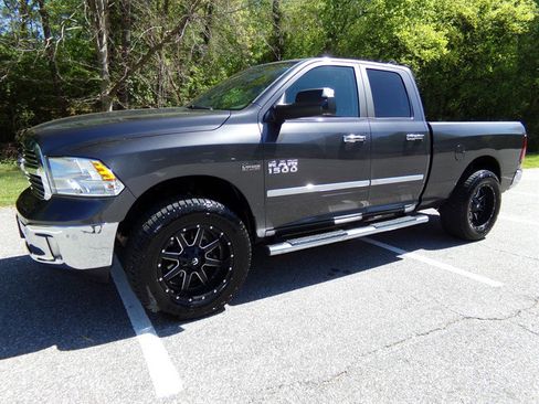 Used 2018 RAM 1500 Big Horn AWD/4WD image 1