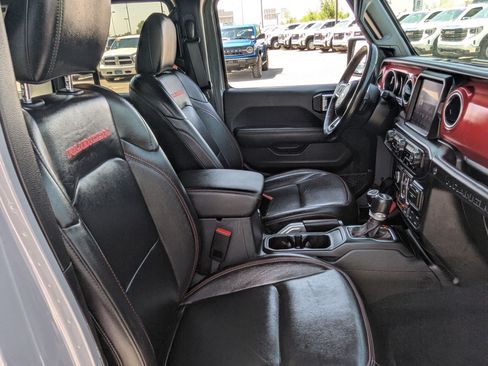 Used 2021 Jeep Wrangler Unlimited Rubicon AWD/4WD image 32