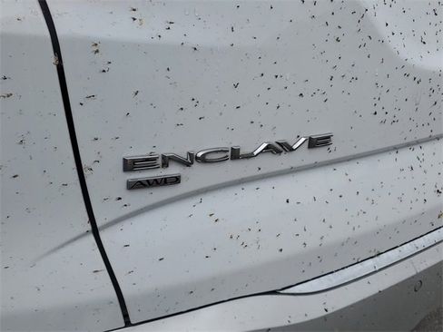 Used 2024 Buick Enclave Premium image 7
