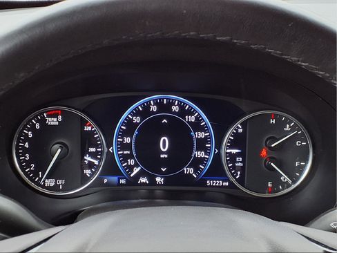 Used 2023 Buick Enclave Avenir image 33