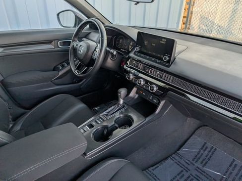 Used 2024 Honda Civic Sport image 30