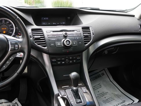 Used 2011 Acura TSX Sedan image 42