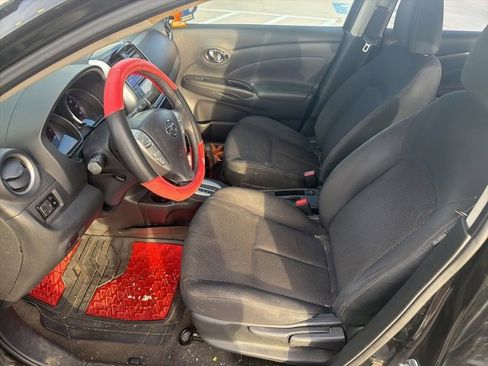 Used 2017 Nissan Versa SV w/ SV Special Edition Package image 12