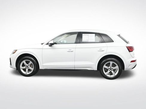 Used 2023 Audi Q5 2.0T Premium w/ Convenience Package AWD/4WD image 9