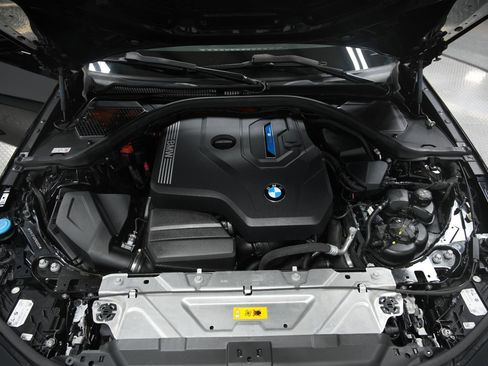 Used 2023 BMW 330e xDrive image 46